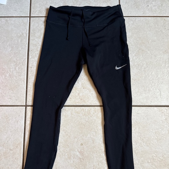 Women’s Nike Dri fit leggings size md - Picture 1 of 3